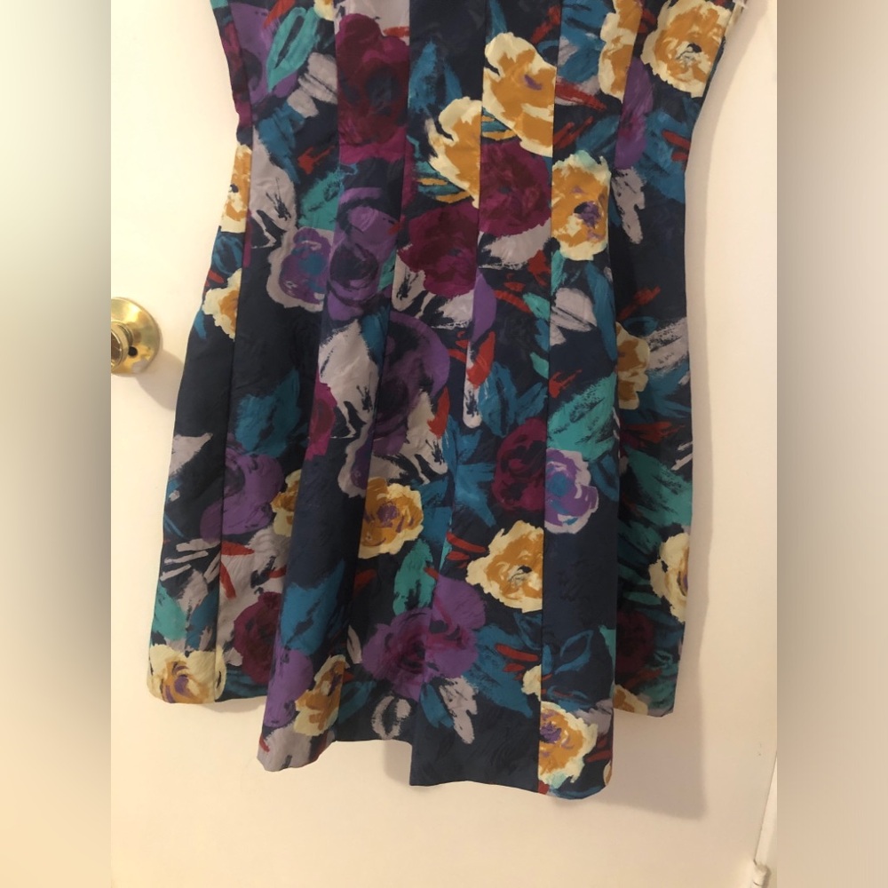 Kaya & Sloane Floral Print Sleeveless Jacquard Colorful Short Dress size Large - Picture 4 of 6